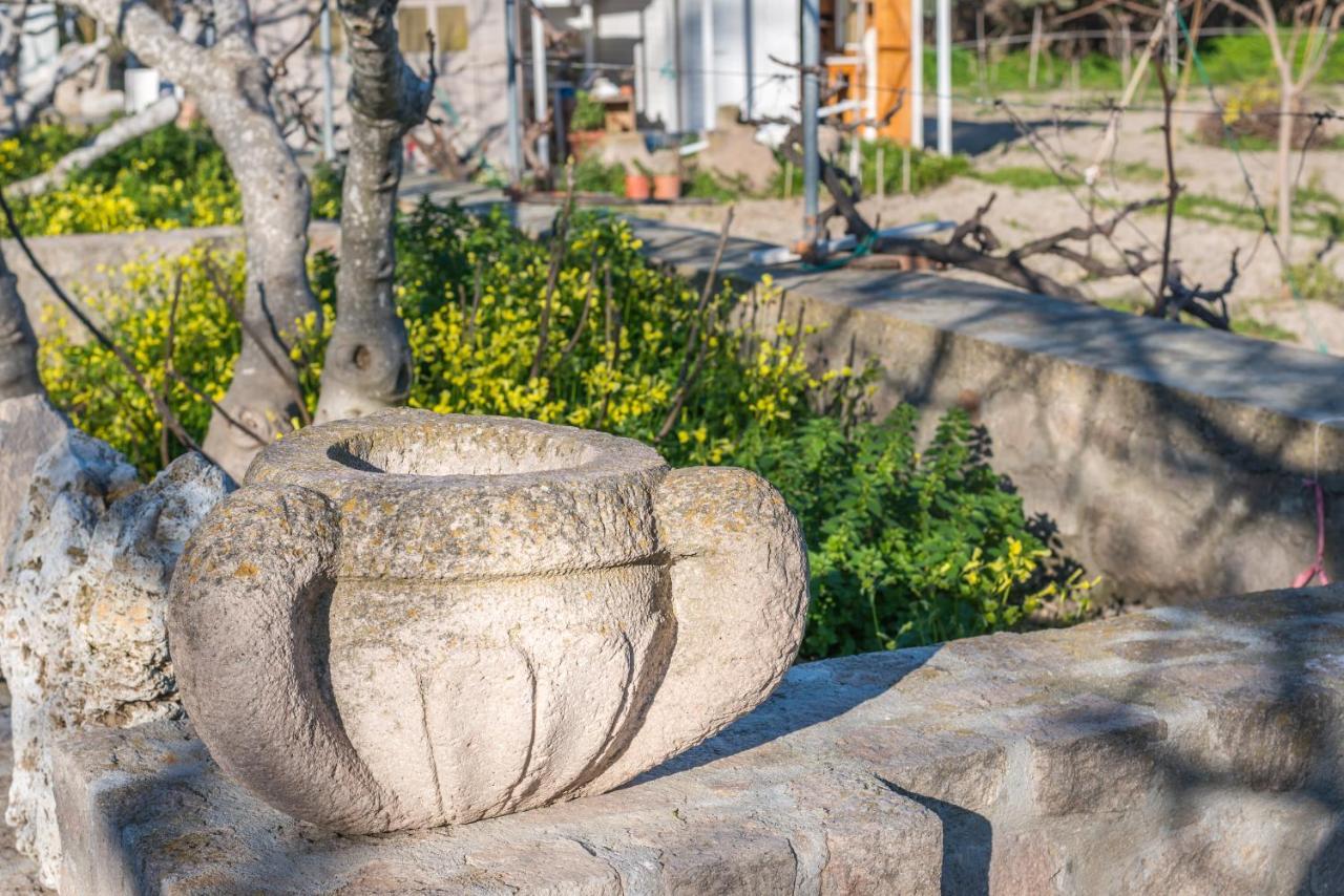 Lina And Babis' Home Adamantas  Екстериор снимка