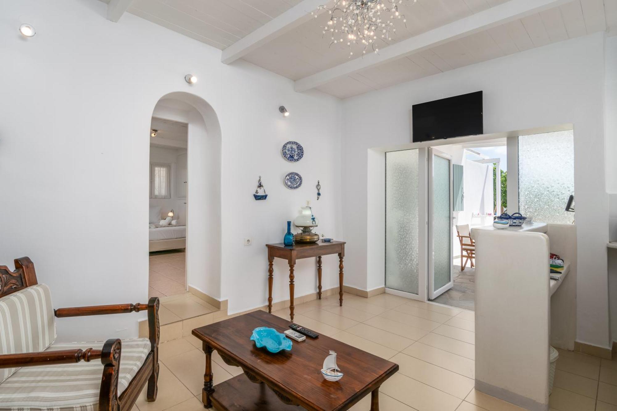 Lina And Babis' Home Adamantas  Стая снимка